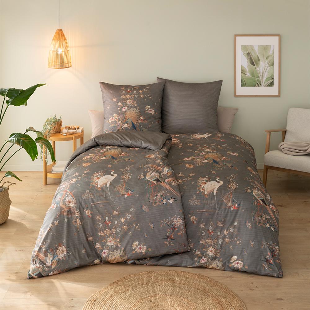 Bawełniana Pościel marki Estella Kim 6355/810 mako interlock jersey ze wzorem w ptaki żurawie