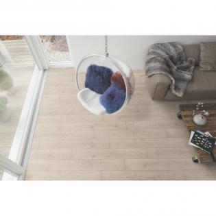 Panele Egger Classic dąb Nord jasny H2350 AC4 8mm