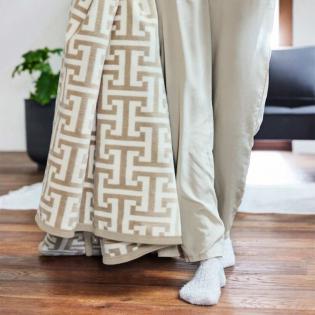 Koc Ibena Cambridge 2336-300 beżowy 150x200