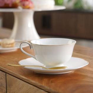 Villa Italia Denise Filiżanka ze spodkiem do herbaty 200ml biała ze złotą obwódką