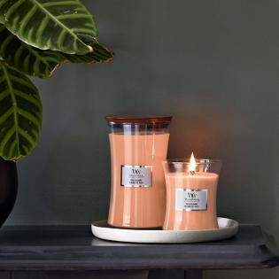 Woodwick Yuzu Blooms świeca zapachowa mała z drewnianym knotem