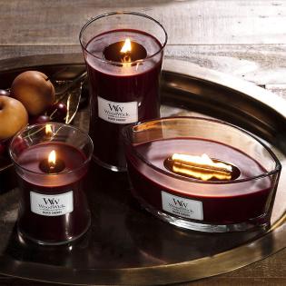 Woodwick Black Cherry świeca zapachowa duża z drewnianym knotem
