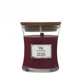 Woodwick Black Cherry świeca zapachowa średnia z drewnianym knotem