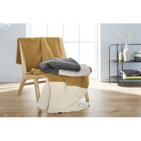 Koc s.Oliver 1542-900 musztardowy 150x200