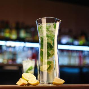 Vialli Design Amo Karafka do napojów 800ml z podwójną ścianką