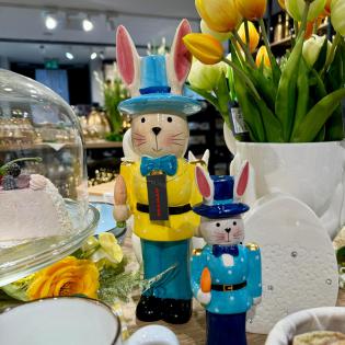 Figurka wielkanocna Królik w kapeluszu 33cm